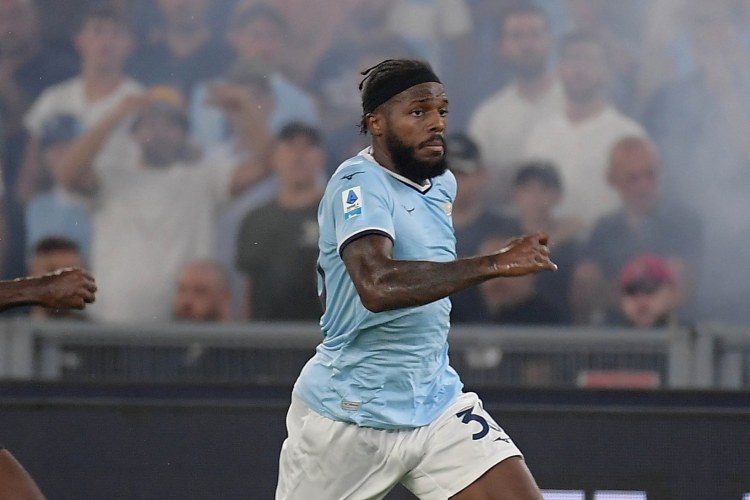 "Beşiktaş" portuqaliyalı müdafiəçi üçün 10 milyon avroluq təklif göndərdi