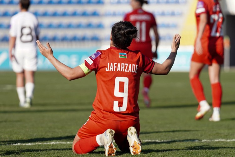 Macarıstan - Azərbaycan matçının hakimləri açıqlandı