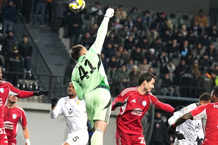 Ardıcıl 8-ci quru oyun -    Samok 778-ə çatdı