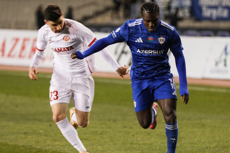 Hakimlər Komitəsinin sədri mübahisəli epizodları şərh etdi