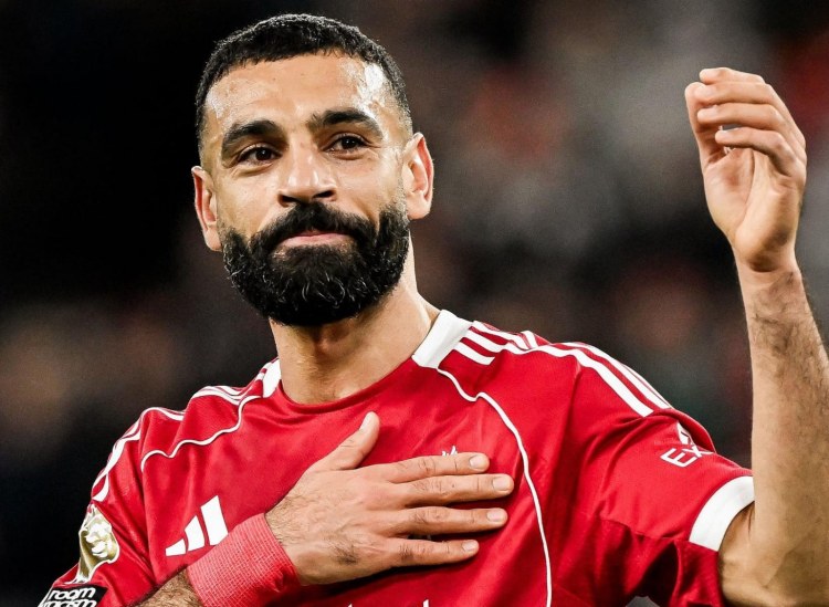 Salah Messi ilə komanda yoldaşı ola bilər