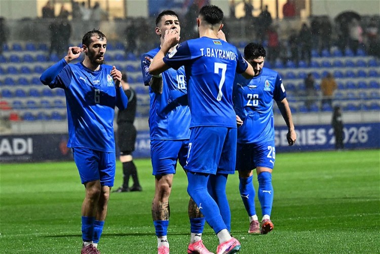 
                Azərbaycan millisinin üzvü: 