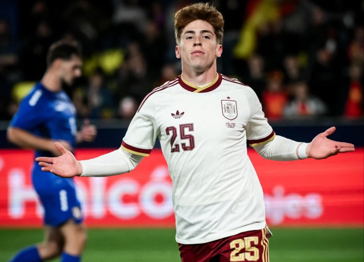 "Real" sabiq futbolçusunu qaytarmaq istəyir