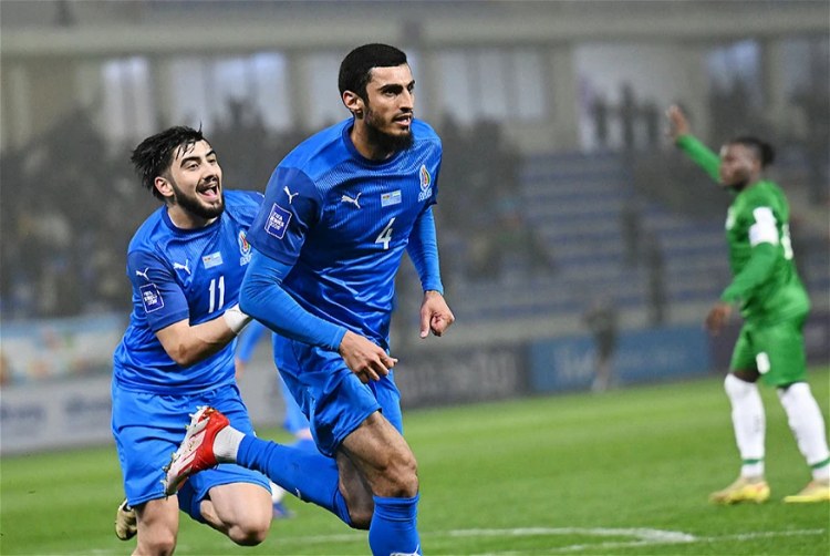 Azərbaycan millisinin müdafiəçisi: "Bu nəticə ilə onları sevindirdik"