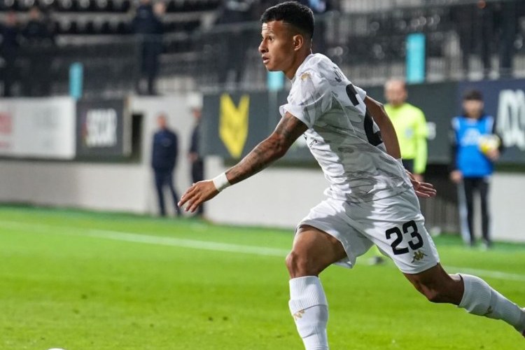 “Neftçi”də baş məşqçiyə lazım olmadığını bildi, iki klubla danışıqlara başladı