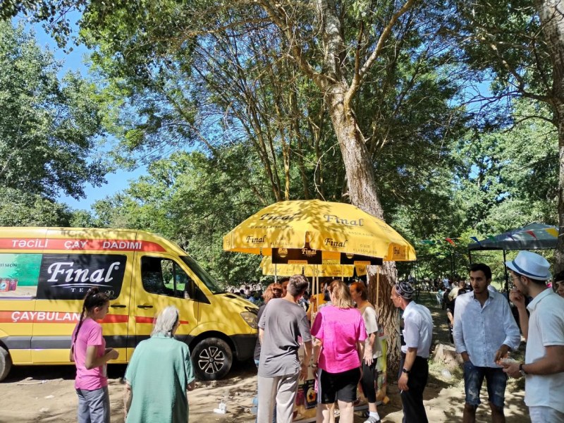 "Çaybulans" şəhərdəki gəzintisinə davam edir