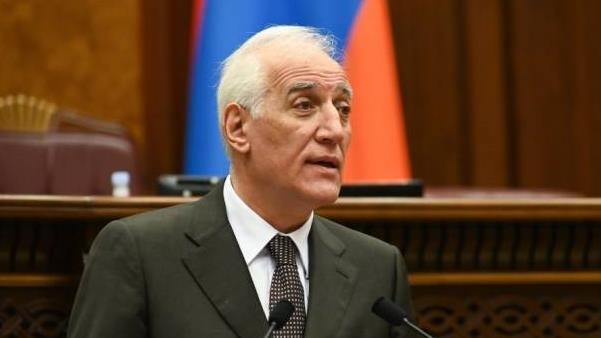 Ermənistan prezidenti ABŞ-a gedir