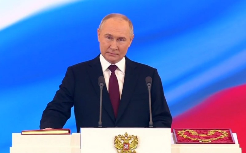 Putin 5-ci dəfə Rusiya prezidenti vəzifəsinin icrasına başlayıb