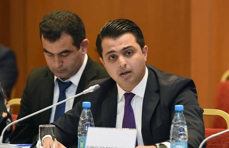 İcra başçısı plaşı 350 manat alıbmış - Özü açıqladı