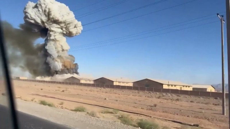 ABŞ İsfahanda sursat anbarına zərbə endirib